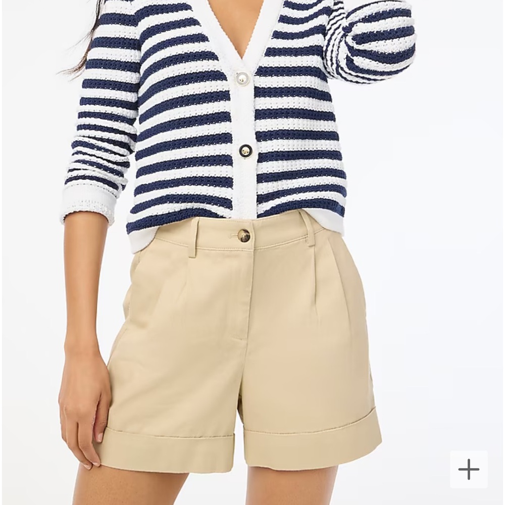 NWT J Crew Khaki pleated chino shorts size 6